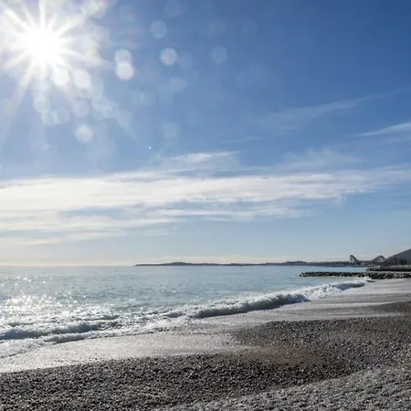 Splendide T2, 200M De La Mer, Climatise, Parking Cagnes-sur-Mer Buitenkant foto