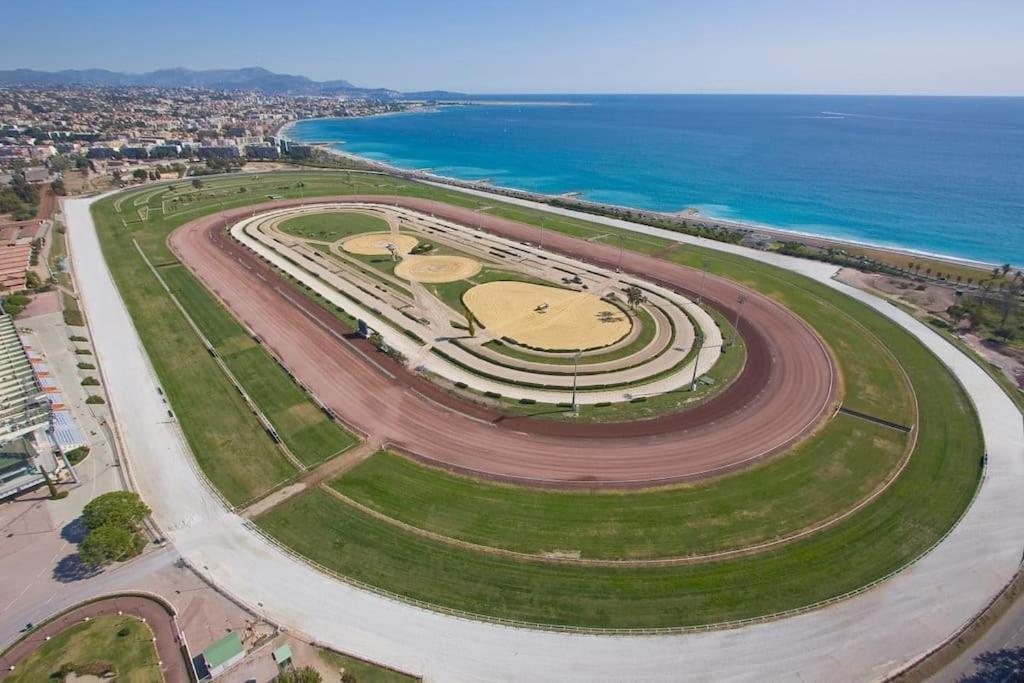 Splendide T2, 200m De La Mer, Climatise, Parking